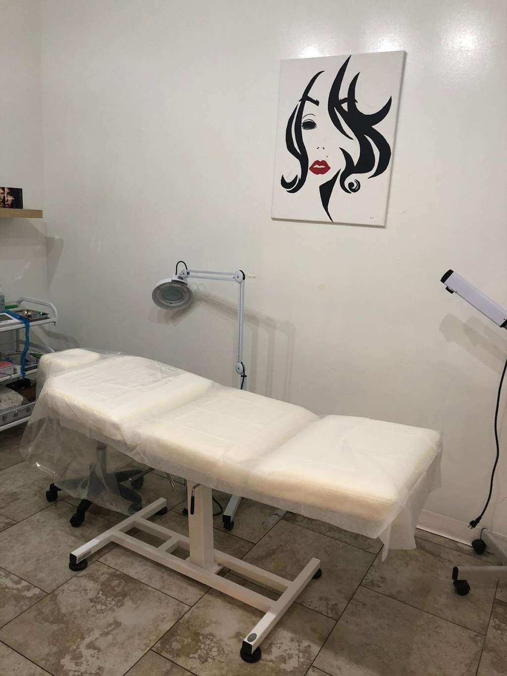 Sahar Permanent Makeup | 24 Panatella Blvd NW, Calgary, AB T3K 6K7, Canada | Phone: (403) 990-2807