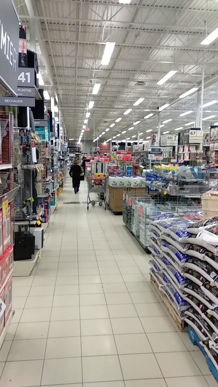 Canadian Tire | 9050 Boulevard de lAcadie, Montréal, QC H4N 2Y8, Canada | Phone: (514) 388-6464
