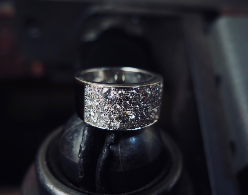Cullinan Jewellers Inc | 1077 N Service Rd, Mississauga, ON L4Y 1A6, Canada | Phone: (905) 272-2771