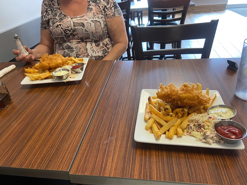 Chick to Sea Fish & Chips | 17455 BC-10, Surrey, BC V3S 2X6, Canada | Phone: (604) 575-2115