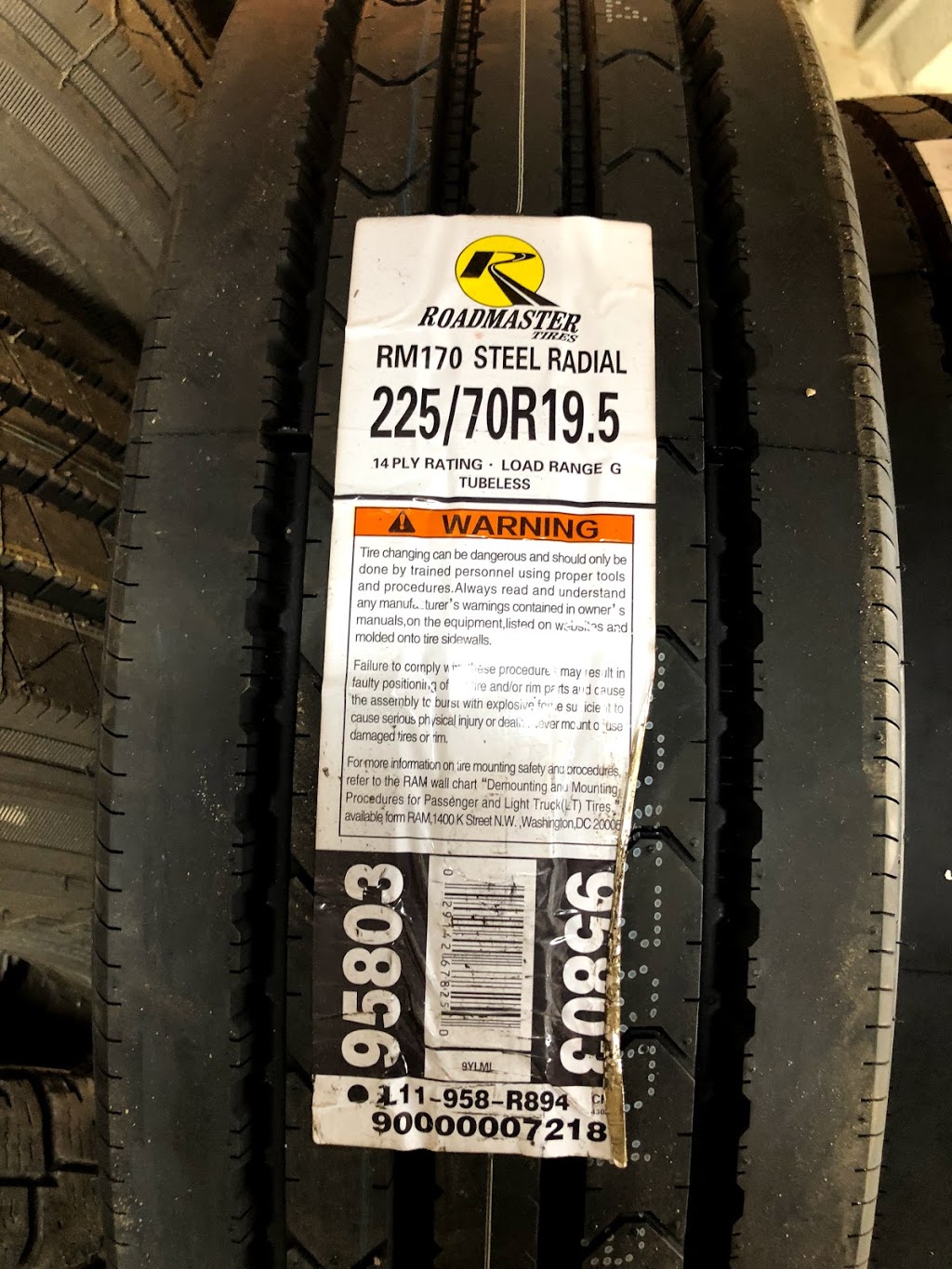 Unimax Ltée | 235 Rue J.-A.-Bombardier, Boucherville, QC J4B 8P1, Canada | Phone: (450) 449-0362
