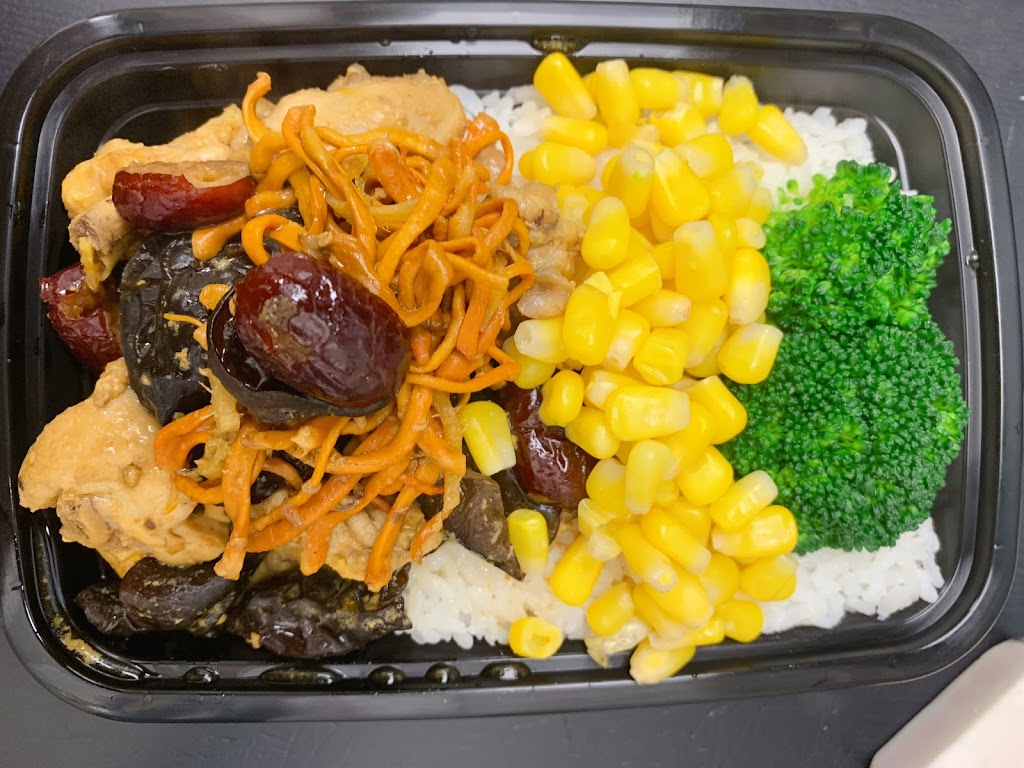 Lets Soup | 9199 Yonge Street Retail SE-1, Richmond Hill, ON L4C 6Z2, Canada | Phone: (647) 800-0883
