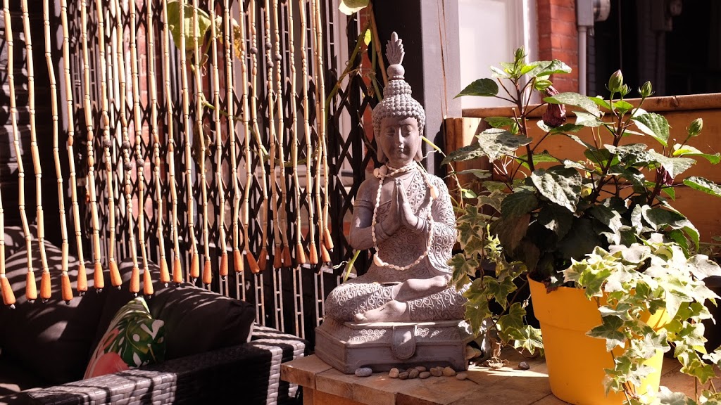 ALIGN Wellness Studio | 596 Richmond St W, Toronto, ON M5V 1Y9, Canada | Phone: (416) 551-1499