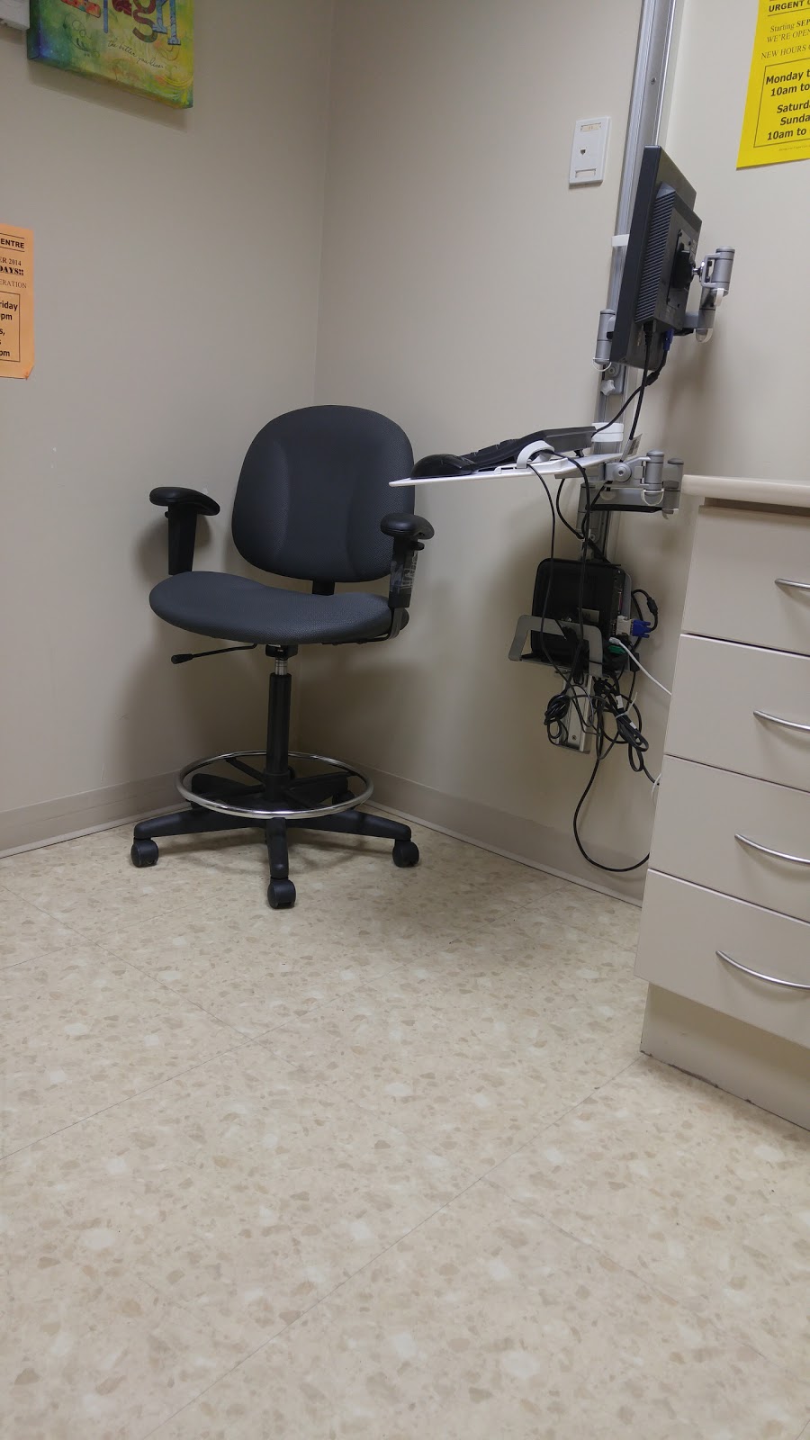 Walk-In Clinic at Walmart Mississauga by Jack Nathan Health | 1500 Dundas St E, Mississauga, ON L4X 1L4, Canada | Phone: (905) 212-1433