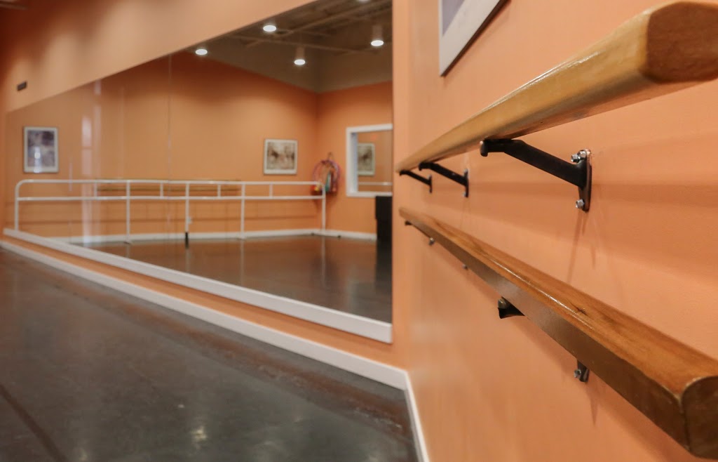 Creative Edge School Of Arts | 3033 Immel St, Abbotsford, BC V2S 4L3, Canada | Phone: (604) 855-3343