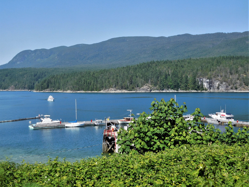Laughing Oyster Restaurant | 10052 Malaspina Rd, Powell River, BC V8A 0G3, Canada | Phone: (604) 483-9775