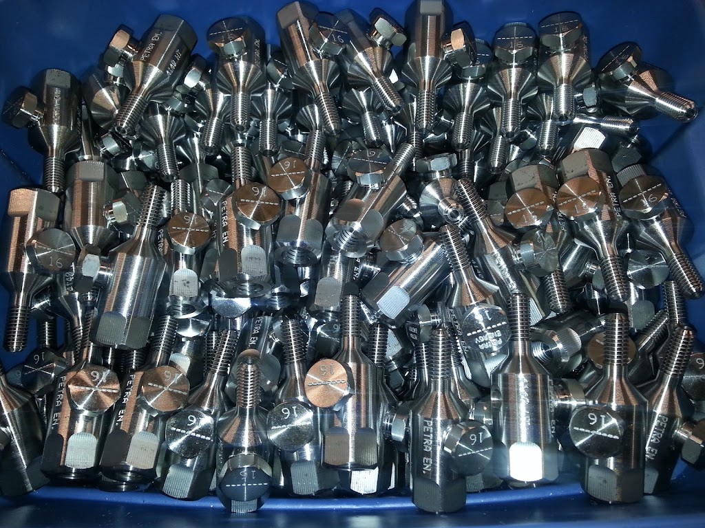 RR CNC Machining | 1529 Colborne Rd, Sarnia, ON N7V 3M1, Canada | Phone: (519) 330-5274