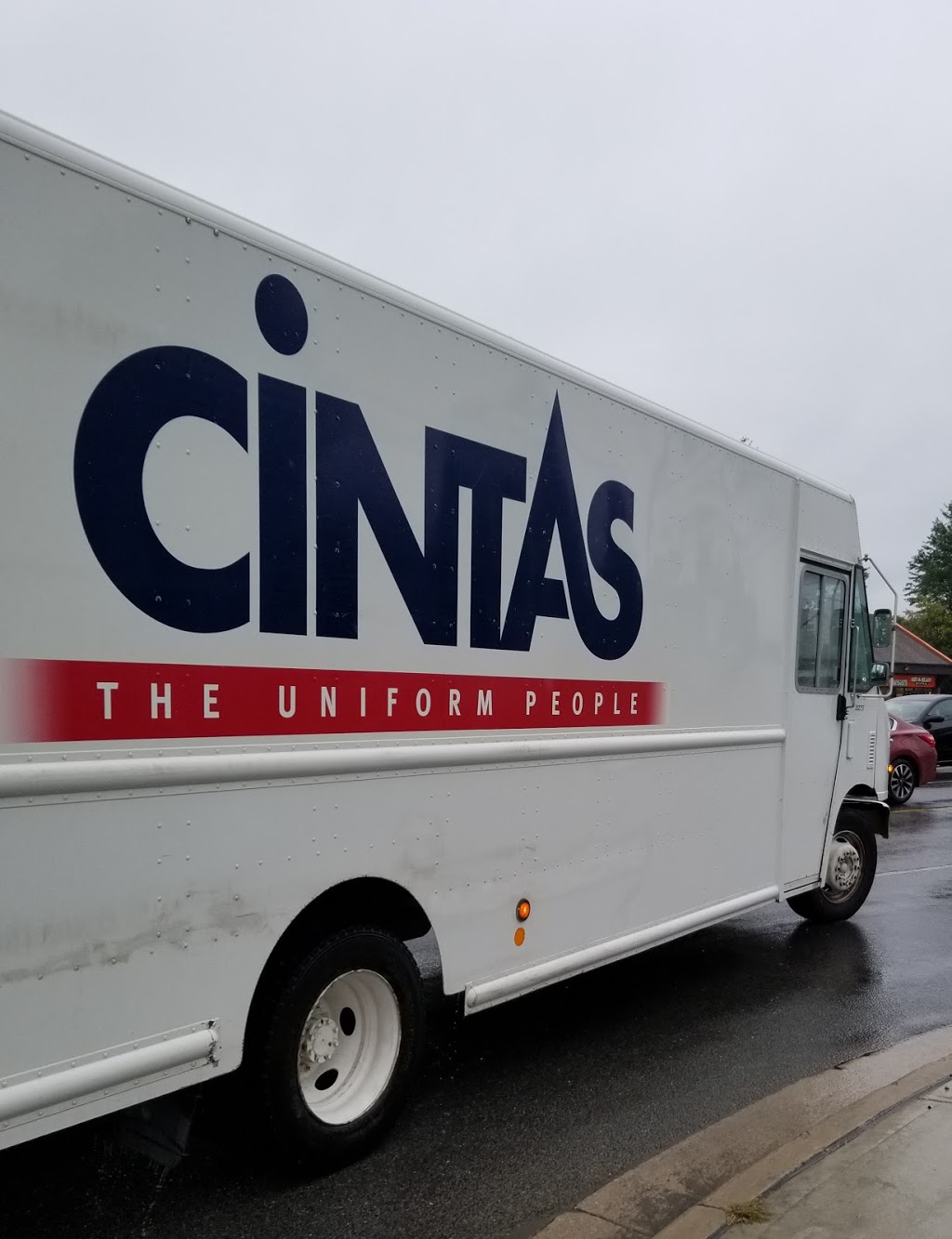 Cintas Uniform Services | 15911 Robins Hill Rd, London, ON N5V 0A8, Canada | Phone: (519) 704-1501