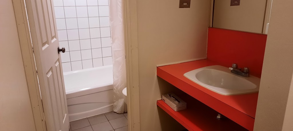 Motel Chez Pierre | 2020 Bd de Comporté, La Malbaie, QC G5A 1N3, Canada | Phone: (418) 665-3718