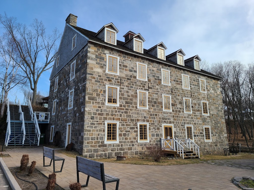 The Seigneurie des Aulnaies | 525 Rte de la Seigneurie, Saint-Roch-des-Aulnaies, QC G0R 4E0, Canada | Phone: (418) 354-2800