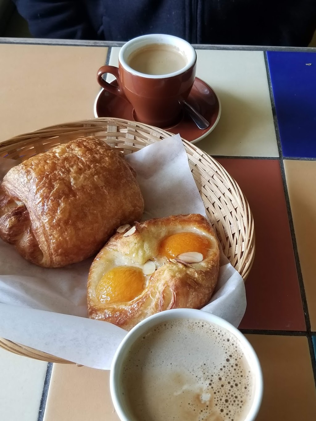 La Boulange | 4624 Chemin Royal, Saint-Jean-de-lÎle-dOrléans, QC G0A 3W0, Canada | Phone: (418) 829-3162
