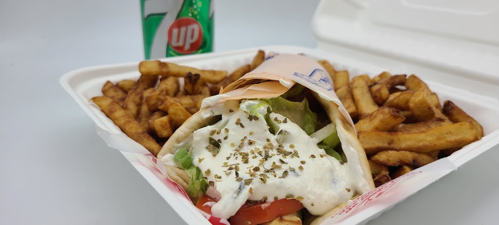 Kanehsatake snack shack | 411c Rue St Michel, Oka, QC J0N 1E0, Canada | Phone: (514) 346-2669