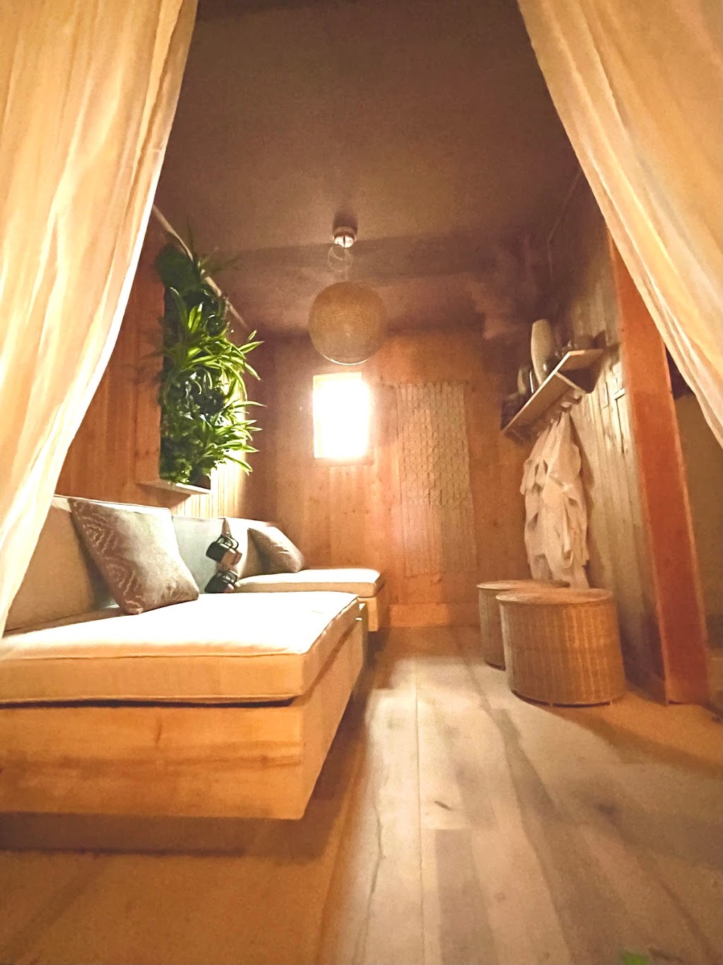 Wärme Sauna | 7247 2 Line, Tottenham, ON L0G 1W0, Canada | Phone: (416) 388-3551