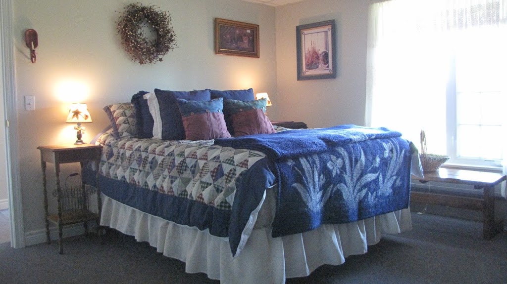 Bear Rock Suites | 794 Reed Rd, Colebrook, NH 03576, USA | Phone: (603) 237-8603
