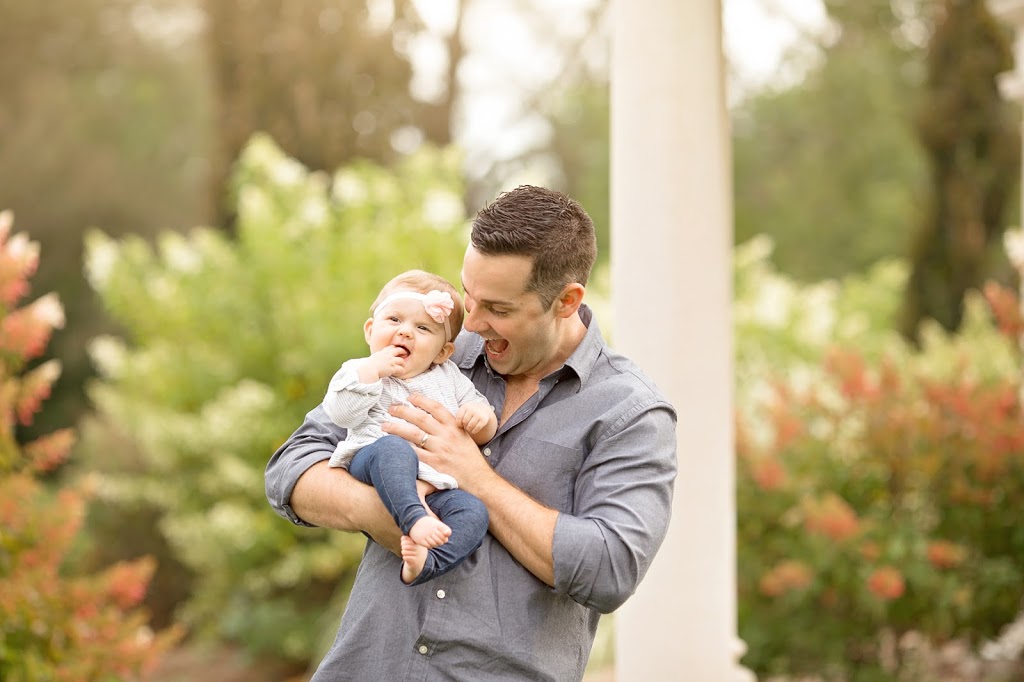 Cest lAmour Photography | 1211 King St E, Oshawa, ON L1H 1J1, Canada | Phone: (905) 995-0994