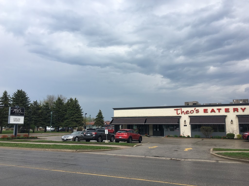 Theo’s Eatery | 214 Memorial Ave, Orillia, ON L3V 5X6, Canada | Phone: (705) 329-4444