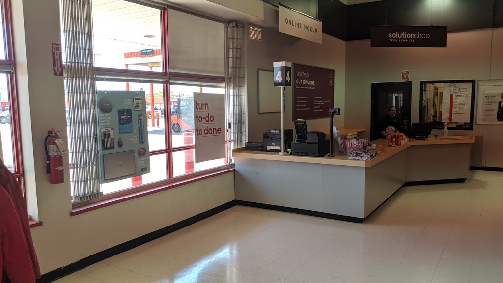 Staples | 843 Leila Ave, Winnipeg, MB R2V 3J7, Canada | Phone: (204) 925-4510