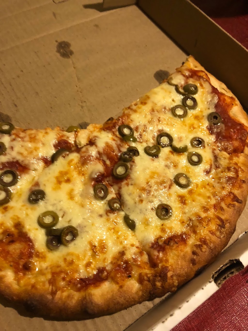Lorenzos Pizzeria Restaurant | 2201 Arch St, Ottawa, ON K1G 2H5, Canada | Phone: (613) 737-3737