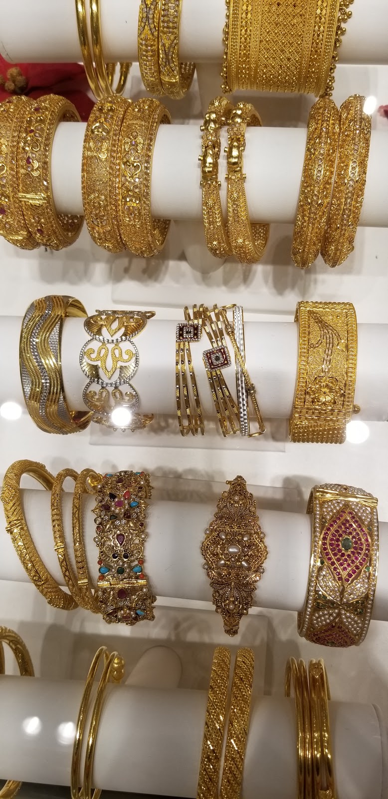 Ishwar Jewellers | jewelry store | 2617 Islington Ave, Etobicoke, ON M9V 2X4, Canada | 4167477100 OR +1 416-747-7100
