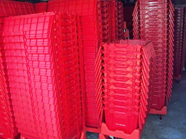 Saynotocardboard eco friendly moving totes | 996 Powell St, Vancouver, BC V6A 1B8, Canada | Phone: (778) 316-1712