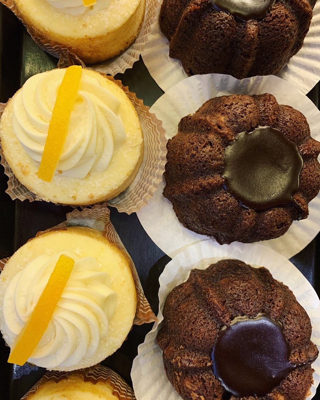Royal Bakery | 1263 Weston Rd, York, ON M6M 4P9, Canada | Phone: (416) 240-9969