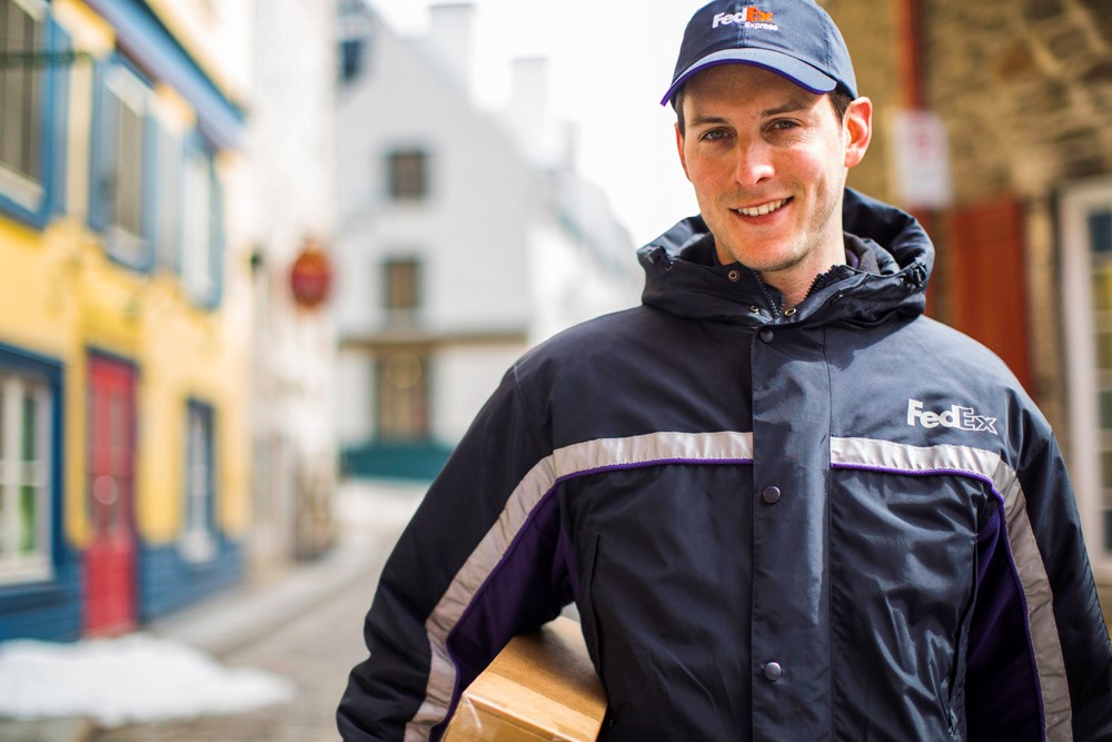 FedEx Ship Centre | 6191 Airport Way, Kelowna, BC V1V 1S1, Canada | Phone: (800) 463-3339