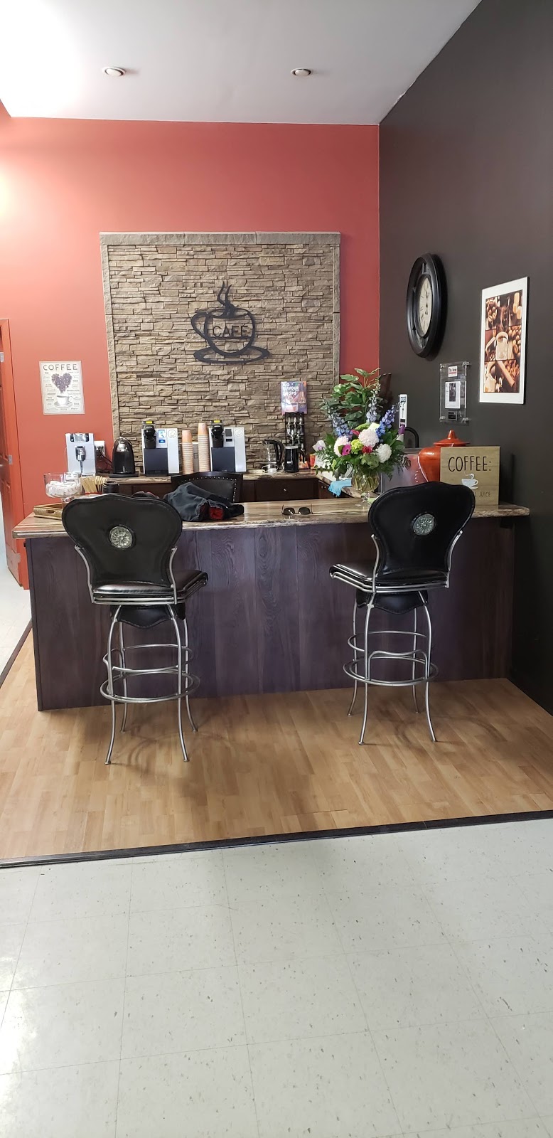 Just Brew It! | 1040 Division St, Cobourg, ON K9A 5Y5, Canada | Phone: (905) 373-1040