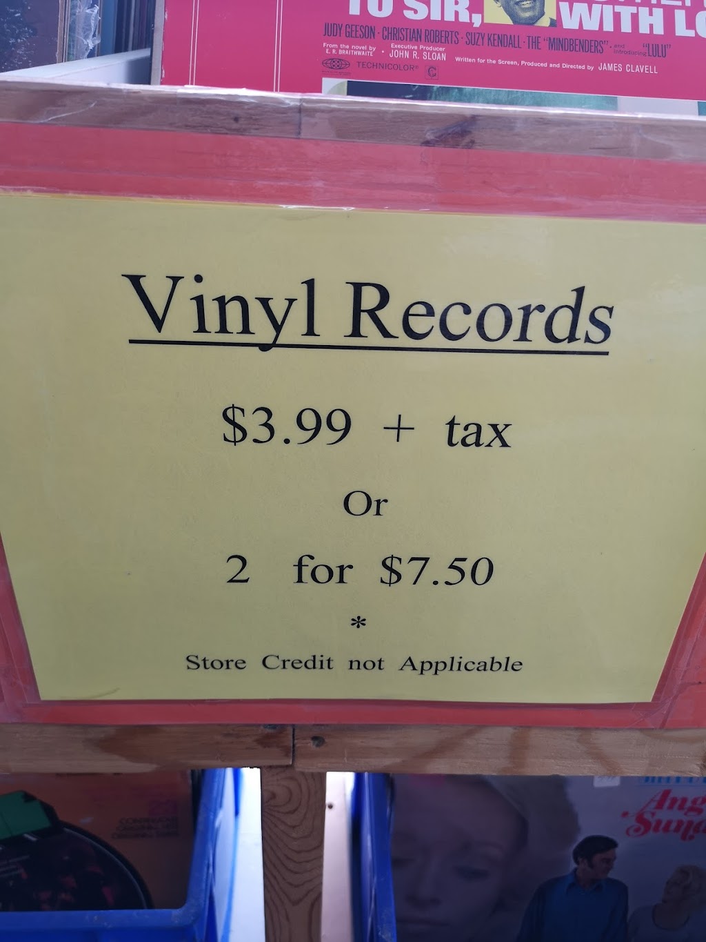 Capricorn Books | Next to Tim Hortons, 117 Kearney Lake Rd Unit 4, Halifax, NS B3M 4N9, Canada | Phone: (902) 445-5003