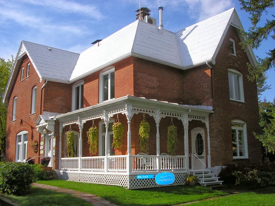 LAuberge Lys & Chardon | 42 Rue de lÉglise, Saint-Placide, QC J0V 2B0, Canada | Phone: (450) 258-0202
