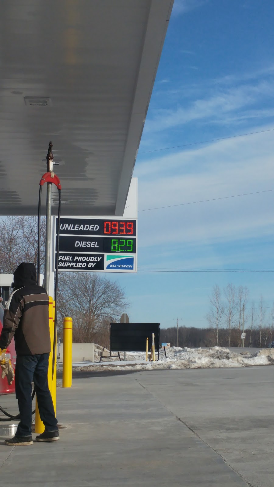 Mohawk Duty Free | 777B ON-49, Deseronto, ON K0K 1X0, Canada | Phone: (613) 396-2753