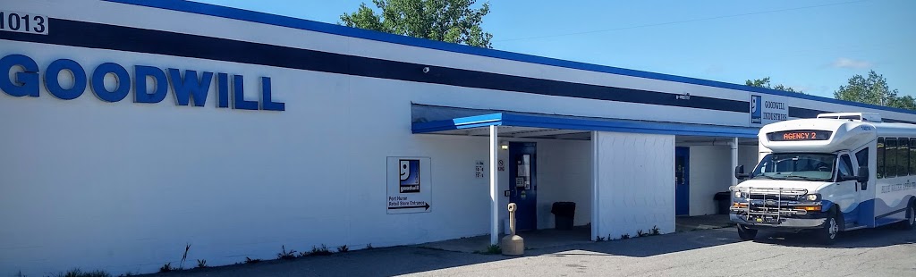 Port Huron Goodwill SCC Store | 1013 26th St, Port Huron, MI 48060, USA | Phone: (810) 987-9333 ext. 111