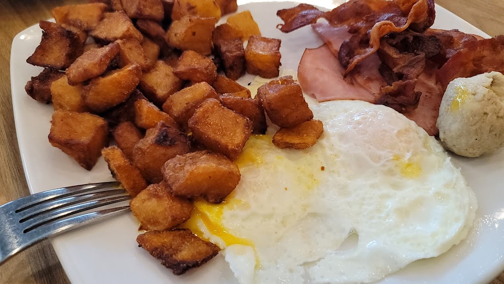 Eggspress Lachute | 425 Av. Béthany, Lachute, QC J8H 4H3, Canada | Phone: (450) 409-0729