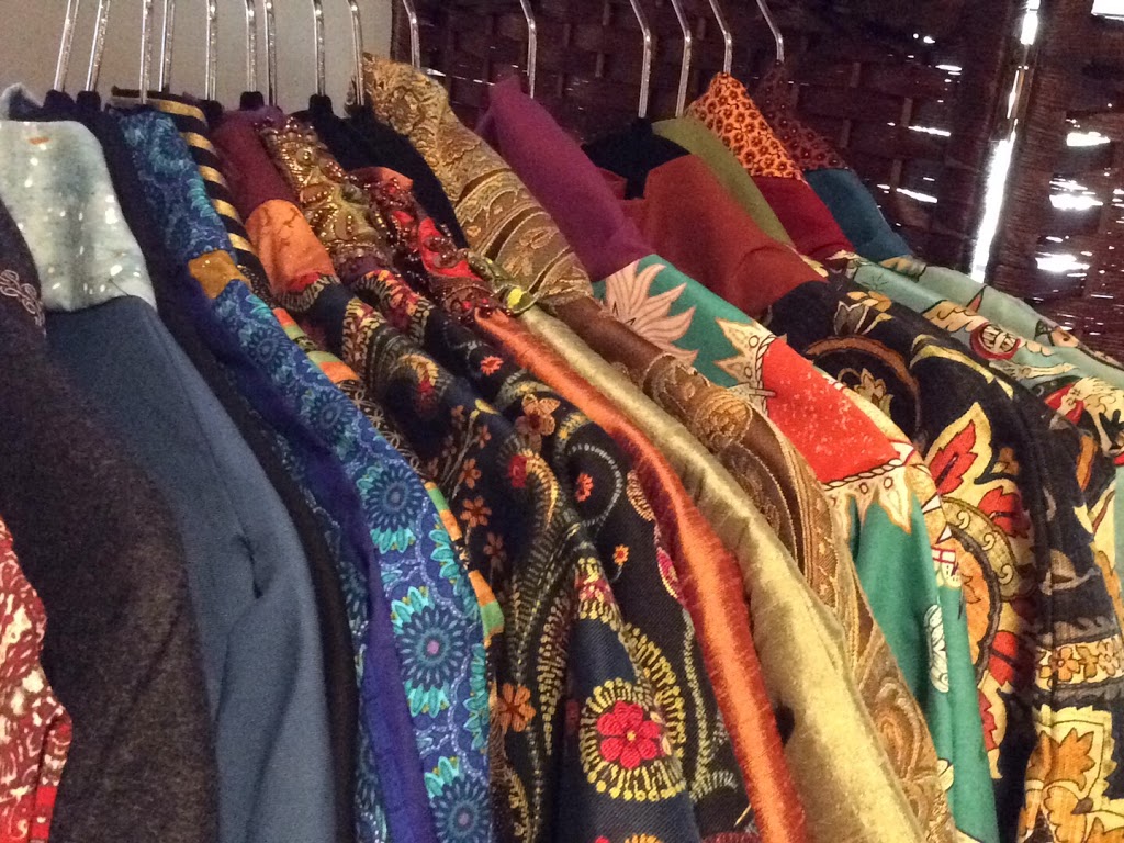 Dream Threads | 1080 Marigold Rd, Victoria, BC V8Z 4S2, Canada | Phone: (250) 995-8499