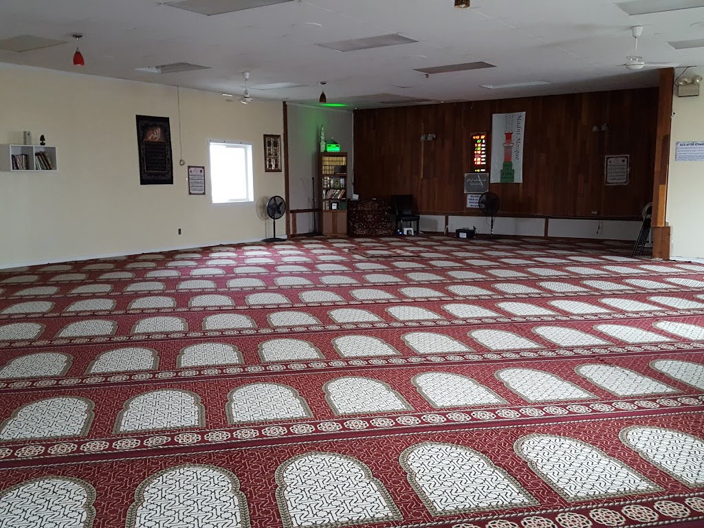 Madni Islamic Center & Mosque | 639 Pasqua St, Regina, SK S4T 4K5, Canada | Phone: (130) 653-78116