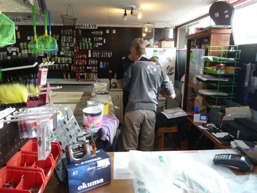 Smith & Sons Bait & Tackle | 3211 Hwy 36 South, Bobcaygeon, ON K0M 1A0, Canada | Phone: (705) 738-5743