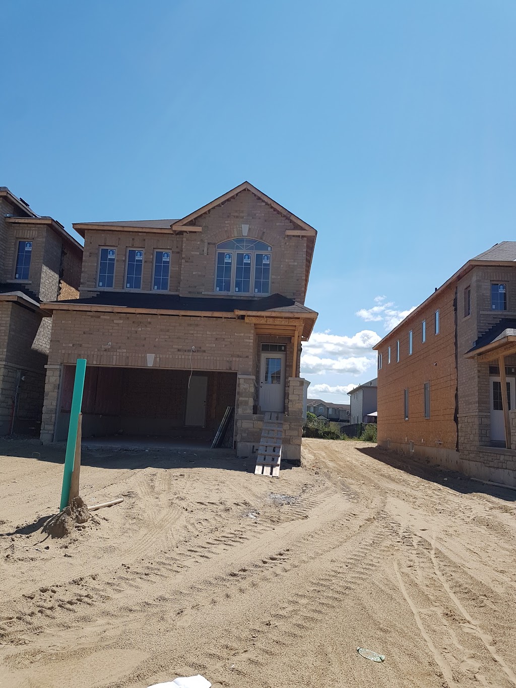 Cassavia Estate Homes | 35 Lookout St, Angus, ON L0M 1B4, Canada | Phone: (705) 423-9745