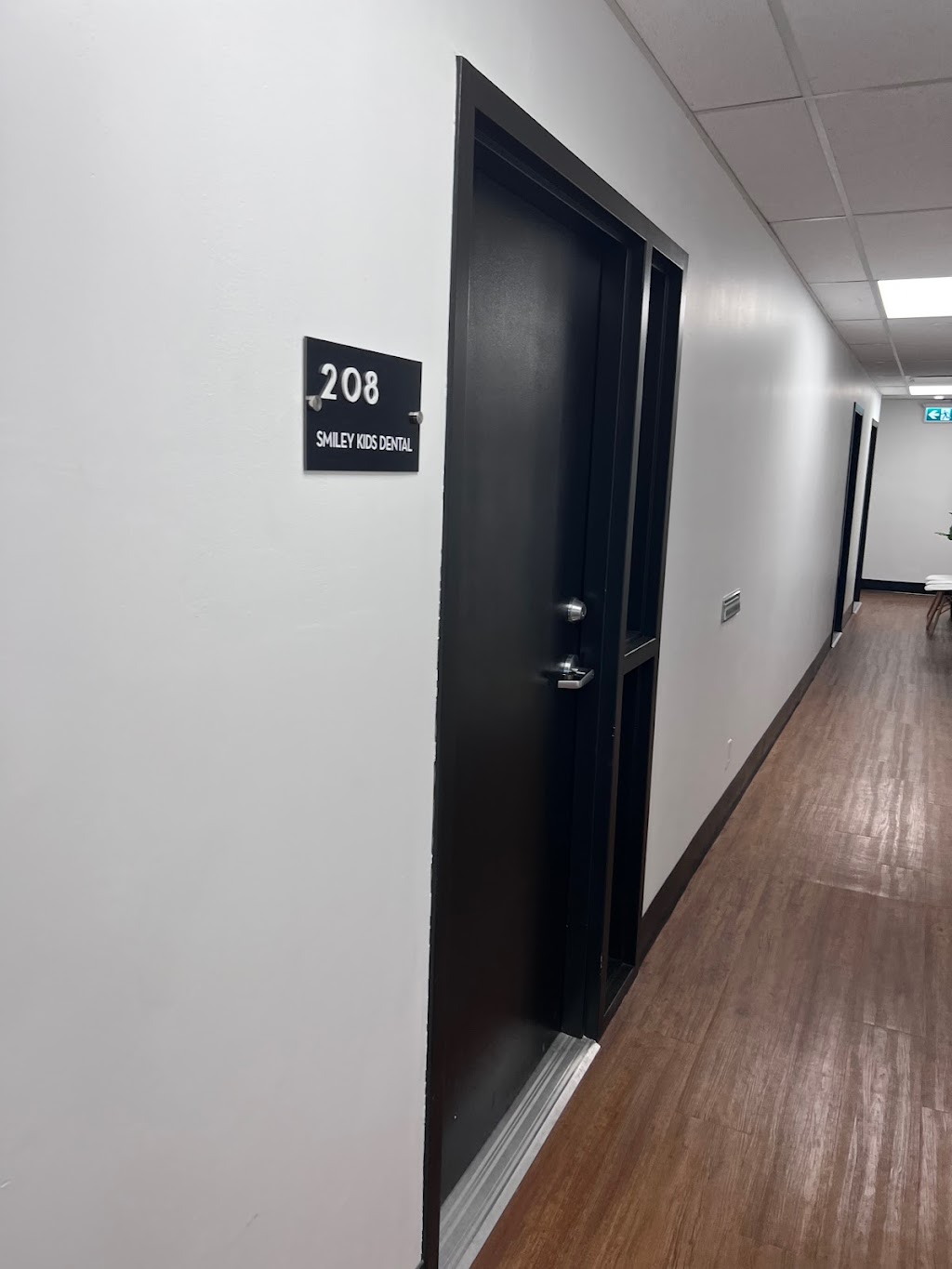 Smiley Kids Dental | 190 E 48th Ave #200, Vancouver, BC V5W 2V5, Canada | Phone: (604) 298-1966