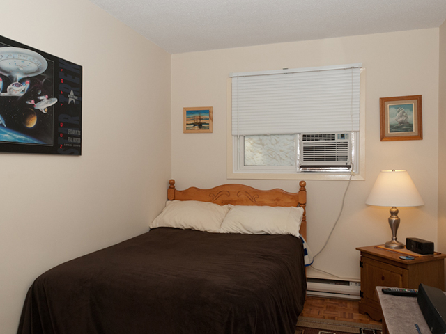 Mary Street Apartments | 534 Mary St E, Whitby, ON L1N 2R1, Canada | Phone: (905) 666-2450