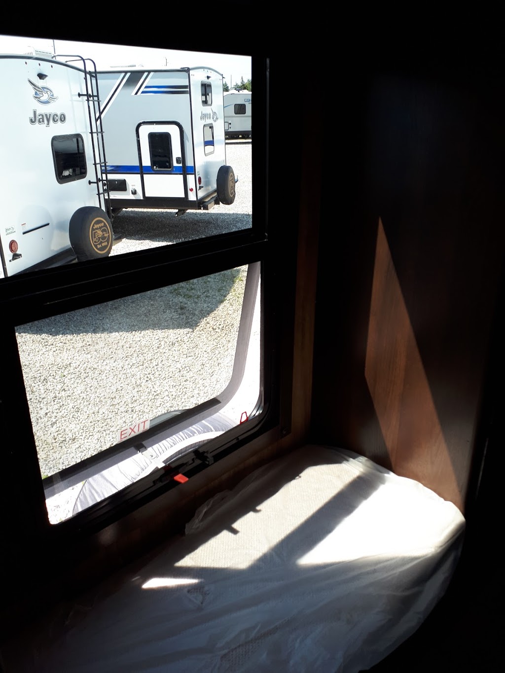 Leisure Trailer Sales | 204 Patillo Rd, Tecumseh, ON N8N 2L9, Canada | Phone: (519) 727-3400