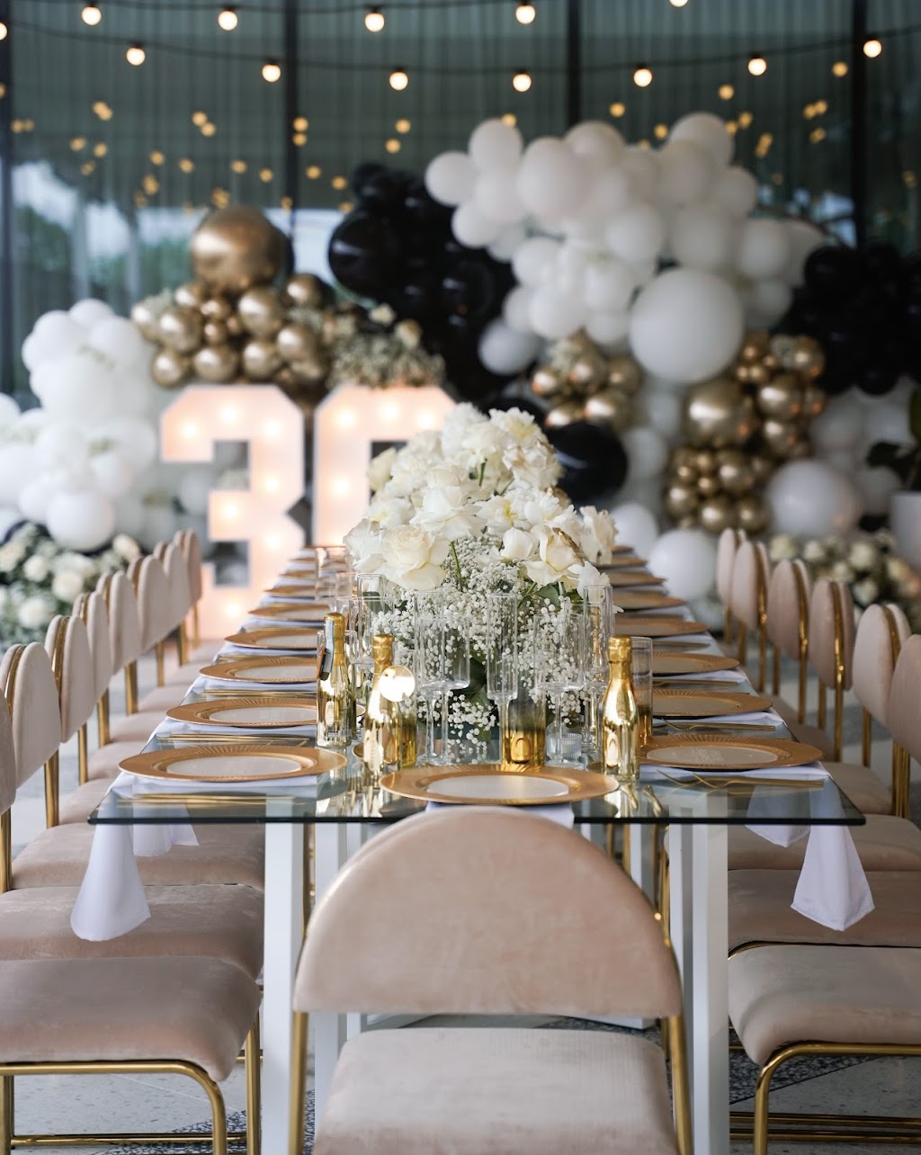 Haute Balloon | 1795 Rue de Salaberry, Montréal, QC H3M 1K5, Canada | Phone: (514) 664-0096