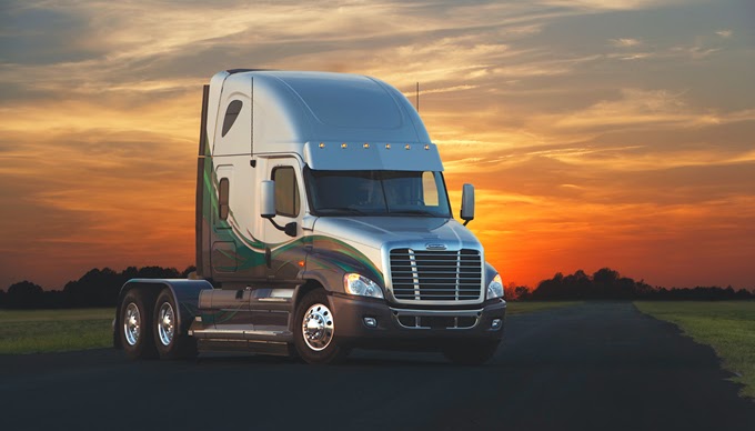 First Truck Centre Vancouver | 18688 96 Ave, Surrey, BC V4N 3P9, Canada | Phone: (604) 888-1424