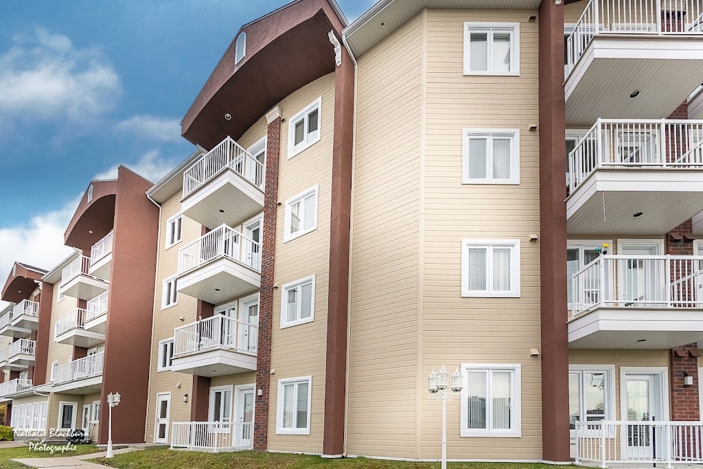 Les Habitations du Carrefour | 1180 Rue des Genevriers, Saint-Félicien, QC G8K 2Z8, Canada | Phone: (418) 679-0079