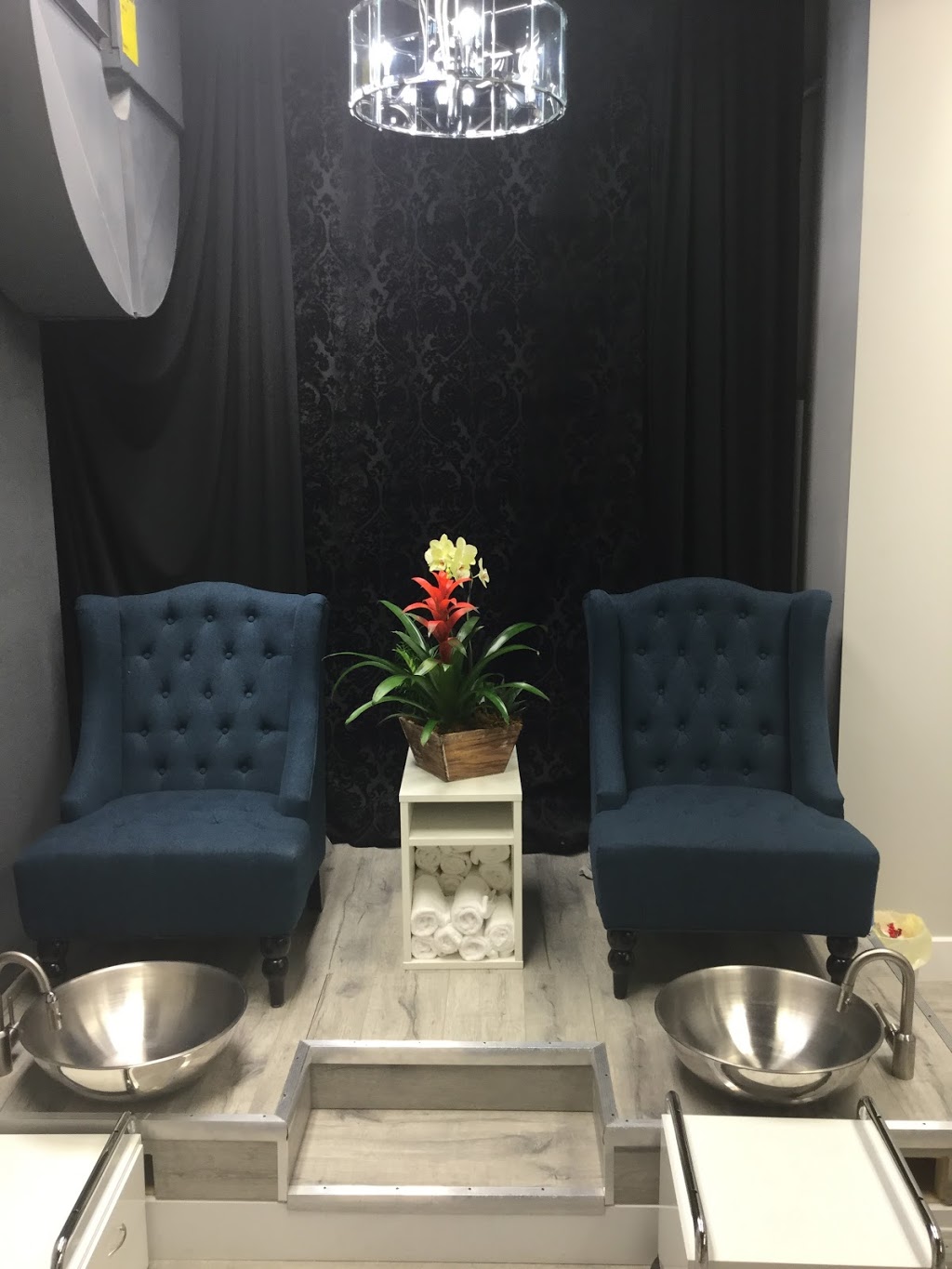 Elysian Beauty Bar Inc. | 871 Ottawa St Unit #700, Windsor, ON N8X 2C9, Canada | Phone: (519) 252-2394