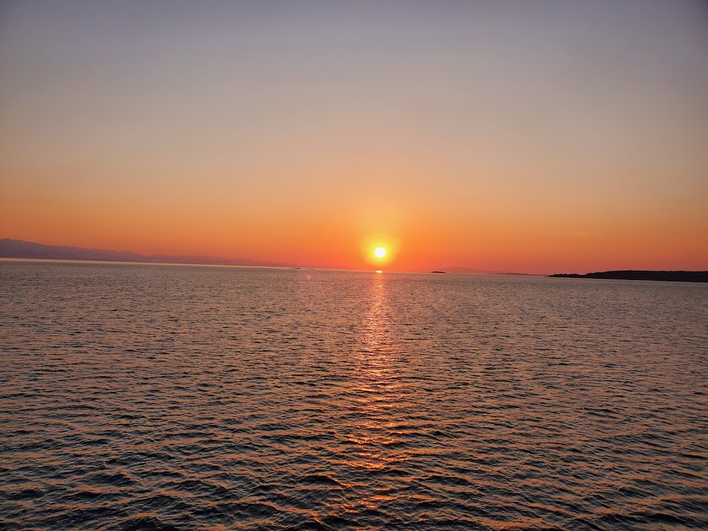 Lowered expectations | 2057 Gillies Bay Rd, Van Anda, BC V0H 3K0, Canada | Phone: 661-0543