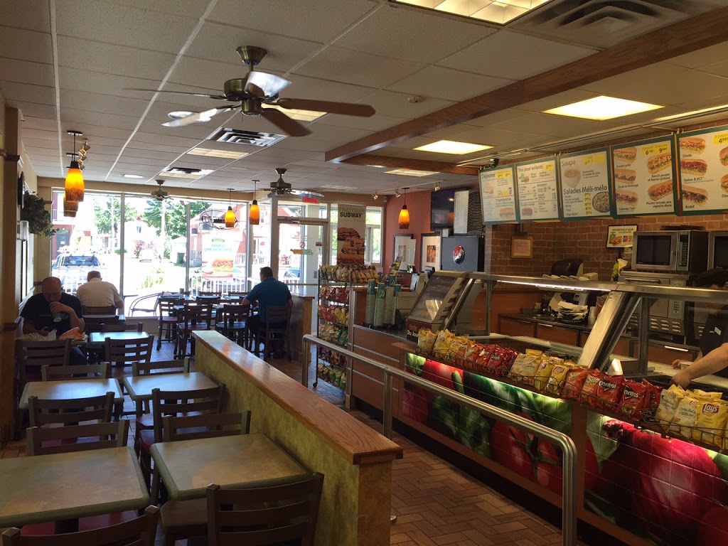 Subway | 116 Avenue Béthany, Lachute, QC J8H 2L4, Canada | Phone: (450) 562-0233