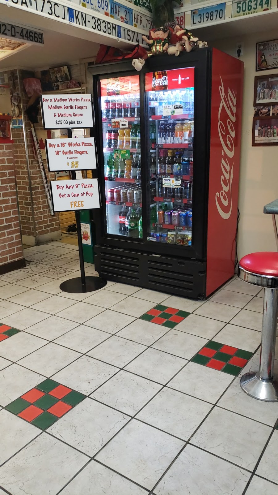 A-1 Pizza | 332 Main St, Liverpool, NS B0T 1K0, Canada | Phone: (902) 354-5550