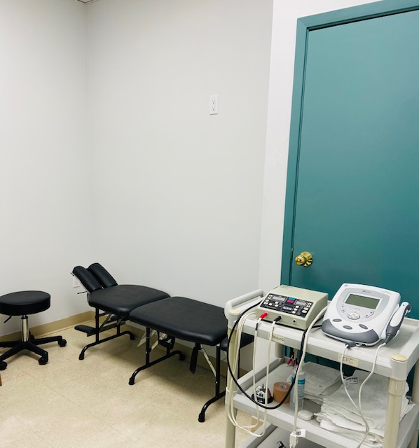 Realign Physio & Wellness Center | 1201 Britannia Rd W #7c, Mississauga, ON L5V 1N2, Canada | Phone: (647) 945-7561