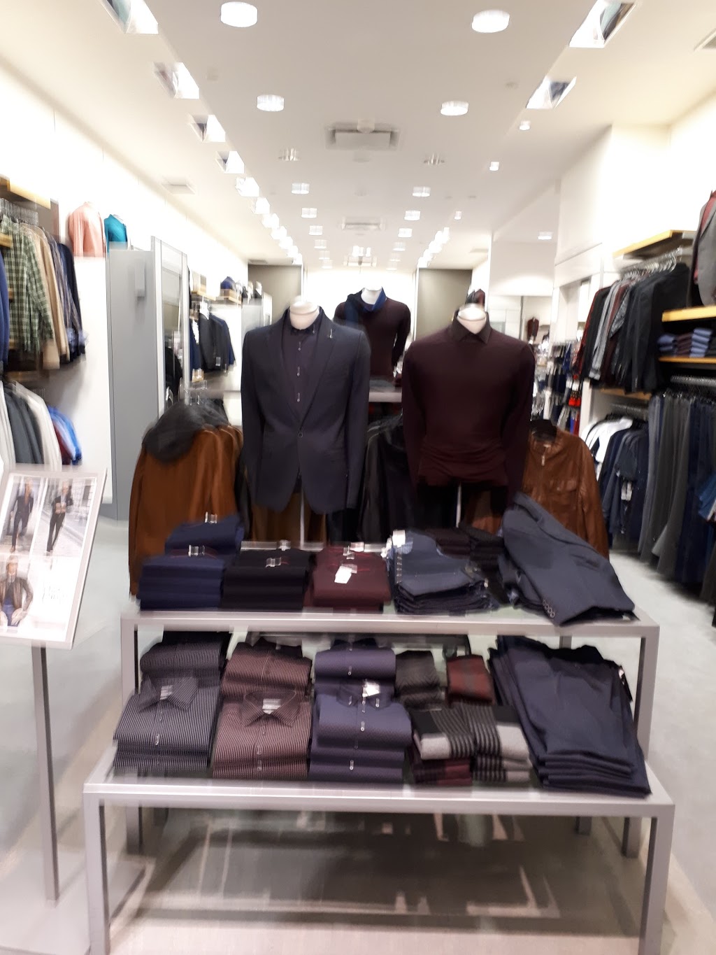 LE CHÂTEAU | 1 Londonderry Square NW, Edmonton, AB T5C 3C8, Canada | Phone: (780) 476-1355