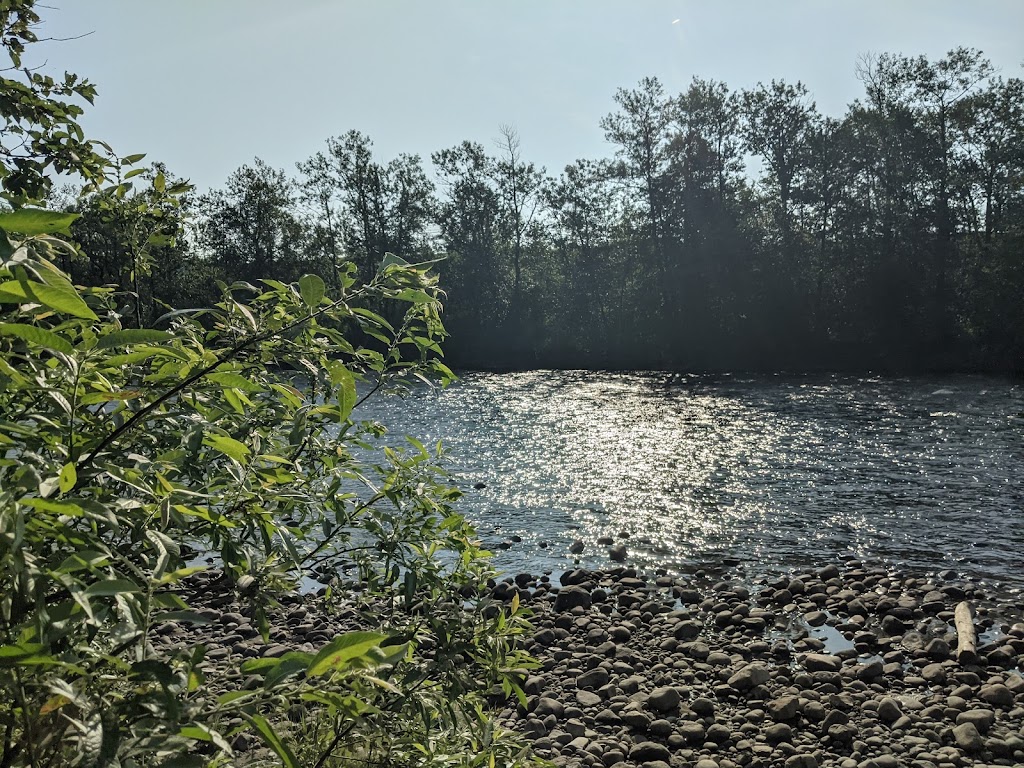Camping au Bord de la Rivière | 1520 Bd de Comporté, La Malbaie, QC G5A 1M8, Canada | Phone: (418) 665-9999