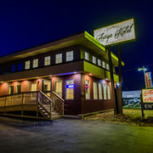 Aarya Hotel By Niagara Fashion Outlets | 6734 Niagara Falls Blvd, Niagara Falls, NY 14304, USA | Phone: (716) 283-8611